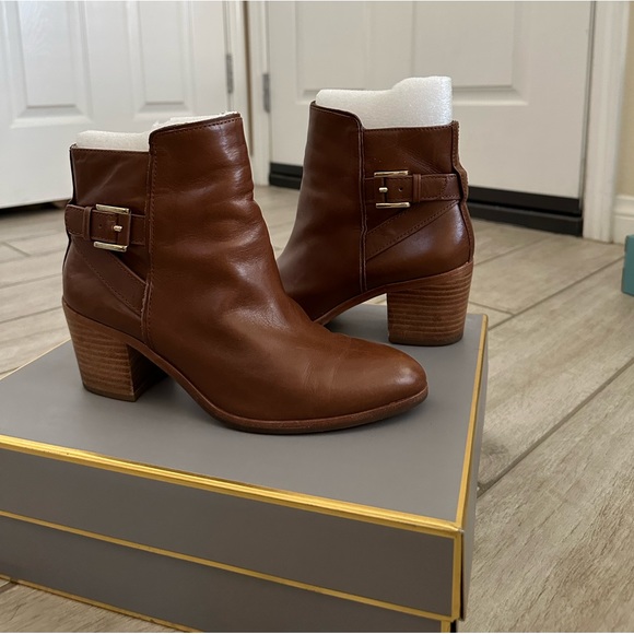 Louis et cie: Low Heel Boot - Picture 5 of 10